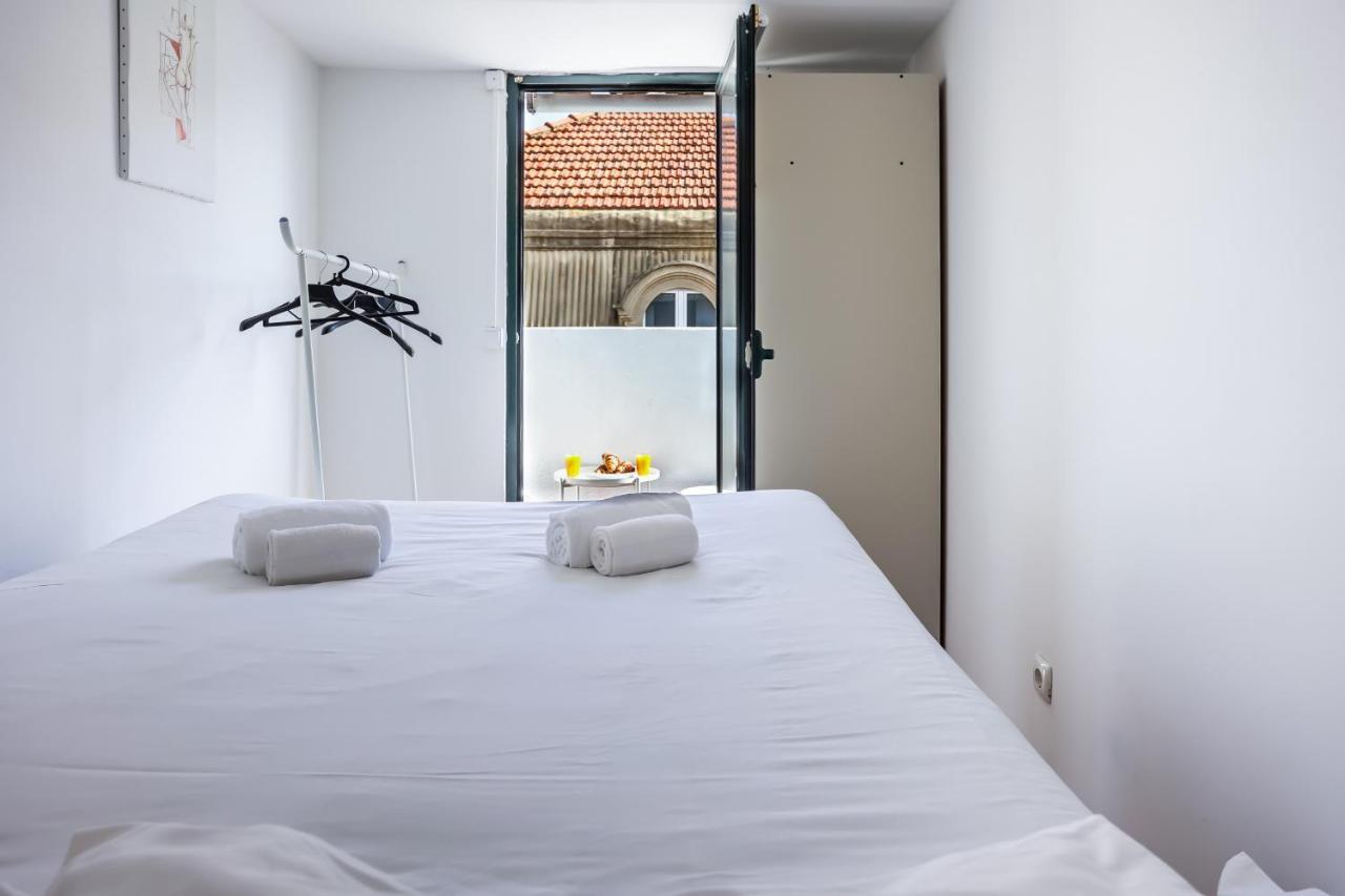 Cozy 3 Bedroom Apt In Lively Bairro Alto Lisboa Ngoại thất bức ảnh